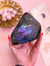 Load image into Gallery viewer, 1kg Labradorite Freeform 012