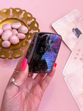 Load image into Gallery viewer, Labradorite Freeform 010