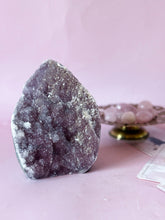 Load image into Gallery viewer, 1.2kg Pink Chalcedony with Quartz