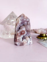Load image into Gallery viewer, Pink Amethyst with Quartz Generator 022