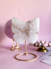 Load image into Gallery viewer, Agate Butterfly on Golden Stand 004
