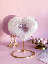 Load image into Gallery viewer, Agate Heart on Golden Stand 014
