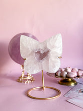 Load image into Gallery viewer, Agate Butterfly on Golden Stand 003
