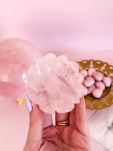 Load image into Gallery viewer, Rose Quartz Medium Lotus Bowl
