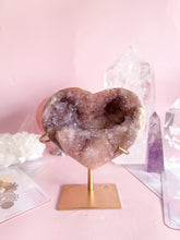 Load image into Gallery viewer, Pink Amethyst with Amethyst Heart 007
