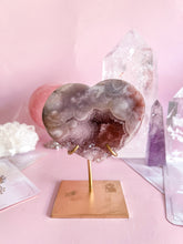 Load image into Gallery viewer, Pink Amethyst Heart 003
