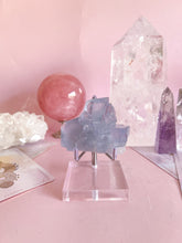 Load image into Gallery viewer, Cubic Blue Fluorite Specimen 001
