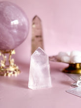 Load image into Gallery viewer, Girasol Rose Quartz Generator 008
