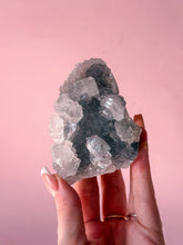 Load image into Gallery viewer, Clear Apophyllite on Blue Chalcedony 009
