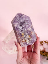 Load image into Gallery viewer, Pink Amethyst with Amethyst and Quartz Generator 020
