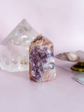 Load image into Gallery viewer, Pink Amethyst with Amethyst Generator 018
