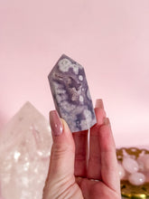 Load image into Gallery viewer, Pink Amethyst with Quartz Generator 007
