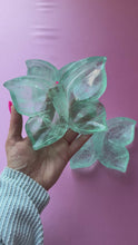 Load and play video in Gallery viewer, Green Fluorite Butterfly Bowl
