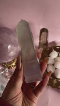 Load and play video in Gallery viewer, Yttrium Fluorite Generator 006
