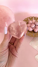 Load and play video in Gallery viewer, Rose Quartz Heart on Heart Stand 002
