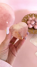 Load and play video in Gallery viewer, Rose Quartz Heart on Heart Stand 001
