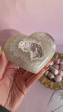 Load and play video in Gallery viewer, Agate Heart on Golden Stand 008
