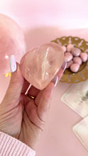 Load and play video in Gallery viewer, Rose Quartz Heart on Heart Stand 003
