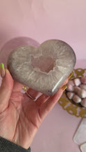 Load and play video in Gallery viewer, Agate Heart on Golden Stand 004
